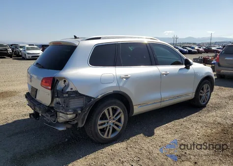 2016 Volkswagen Touareg Tdi z USA, uszkodzony, nr VIN WVGEP9BP1GD002760